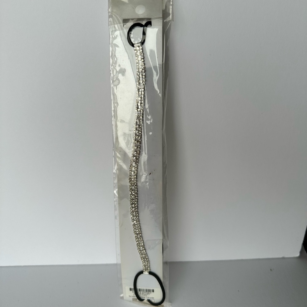2 costume jewelry head bands